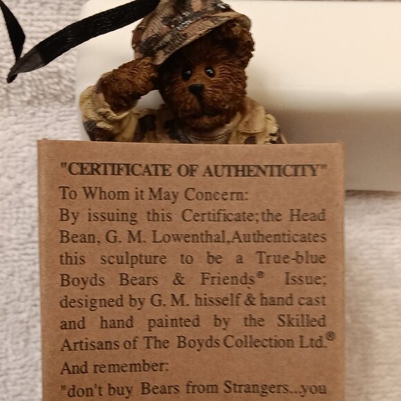 NIB VINTAGE / RETIRED 2004 Boyd's Bears & Friends Ornament #257065 "G.I. Bruin" - Picture 3 of 8